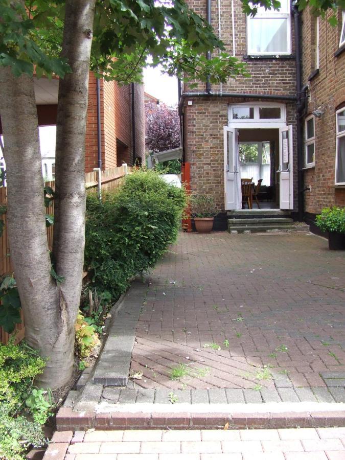 Alexandra Guest House Hemel Hempstead Exterior foto